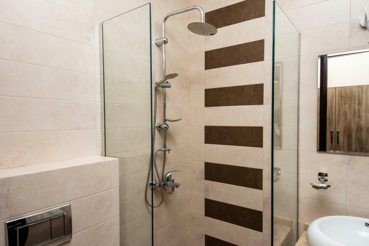 Tonusi Luxe Hotel In The Historic City Center Tbilisi Ngoại thất bức ảnh