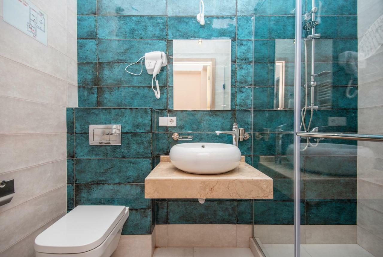 Tonusi Luxe Hotel In The Historic City Center Tbilisi Ngoại thất bức ảnh
