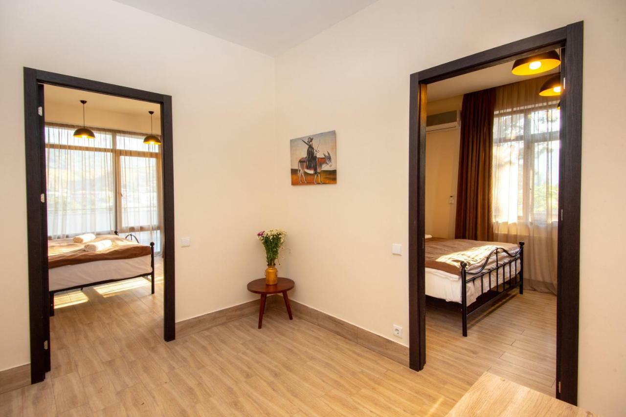 Tonusi Luxe Hotel In The Historic City Center Tbilisi Ngoại thất bức ảnh